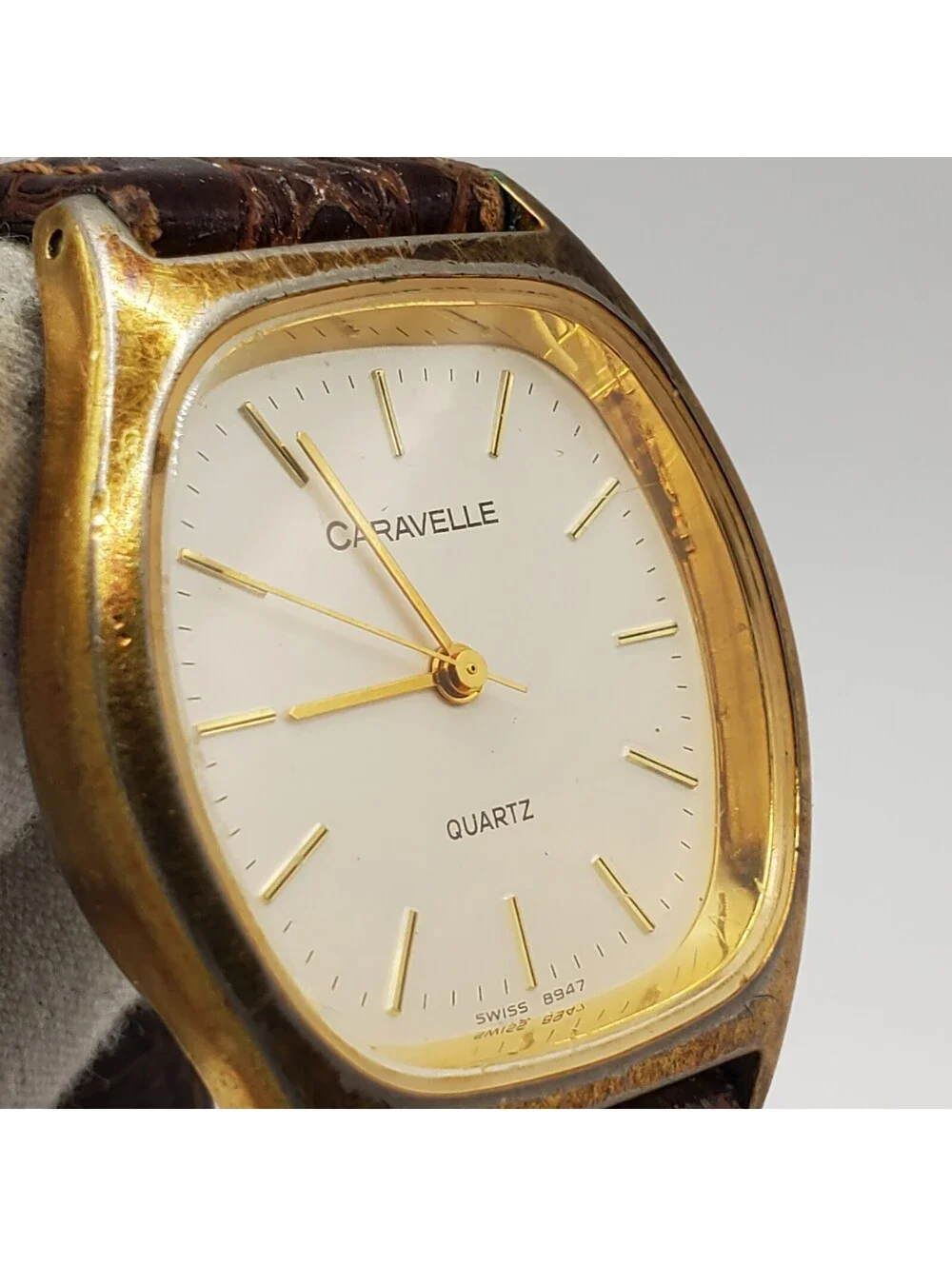 Vintage Caravelle Quartz 4J Watch For Parts Or Repair